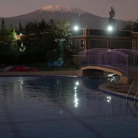 Amboseli Gateway Hotel Kimana Exteriör bild