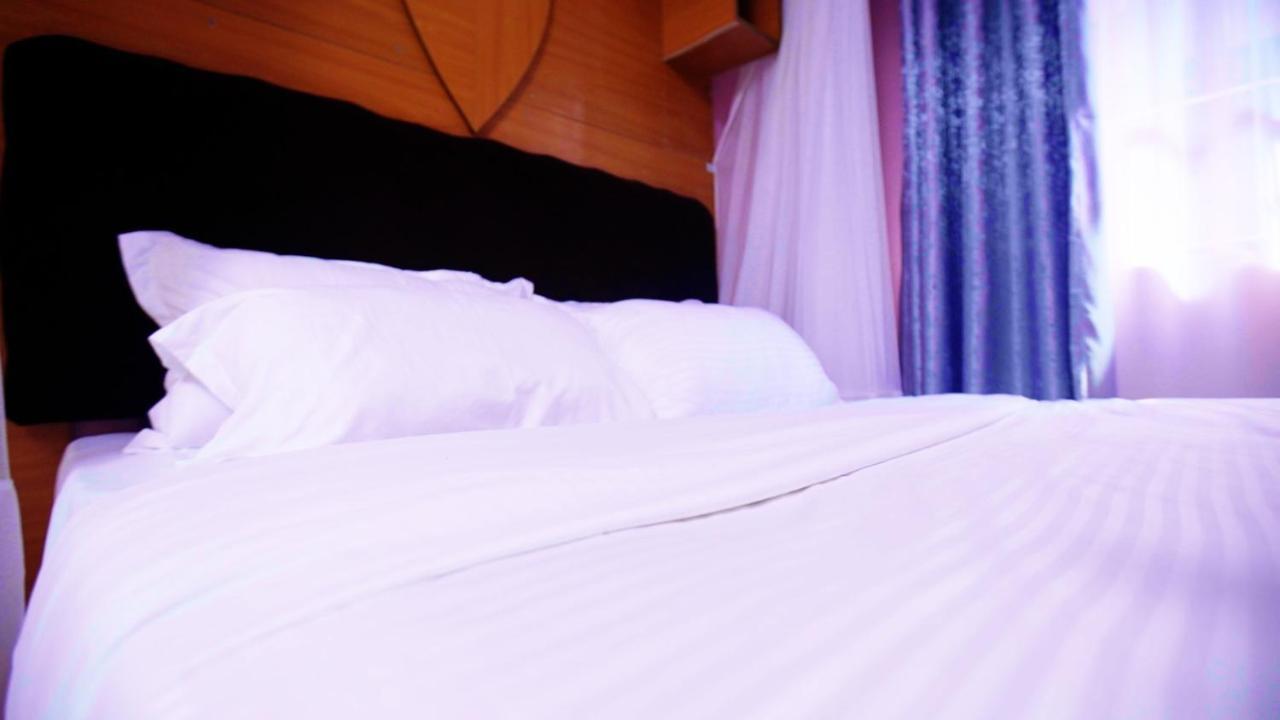 Amboseli Gateway Hotel Kimana Exteriör bild