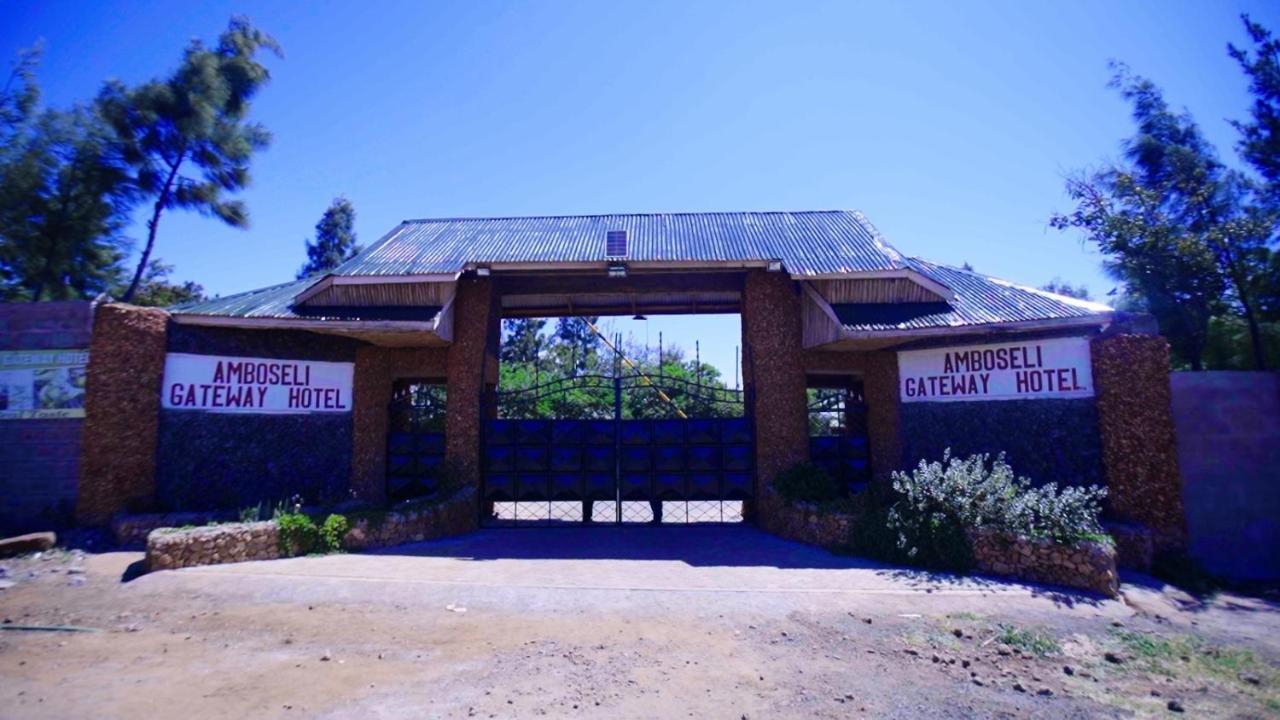 Amboseli Gateway Hotel Kimana Exteriör bild