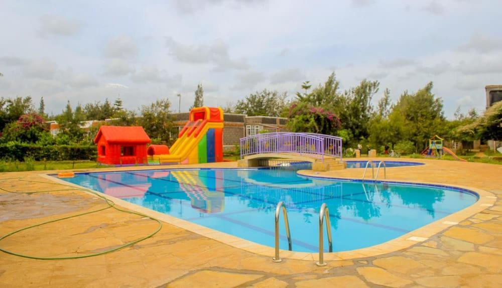 Amboseli Gateway Hotel Kimana Exteriör bild